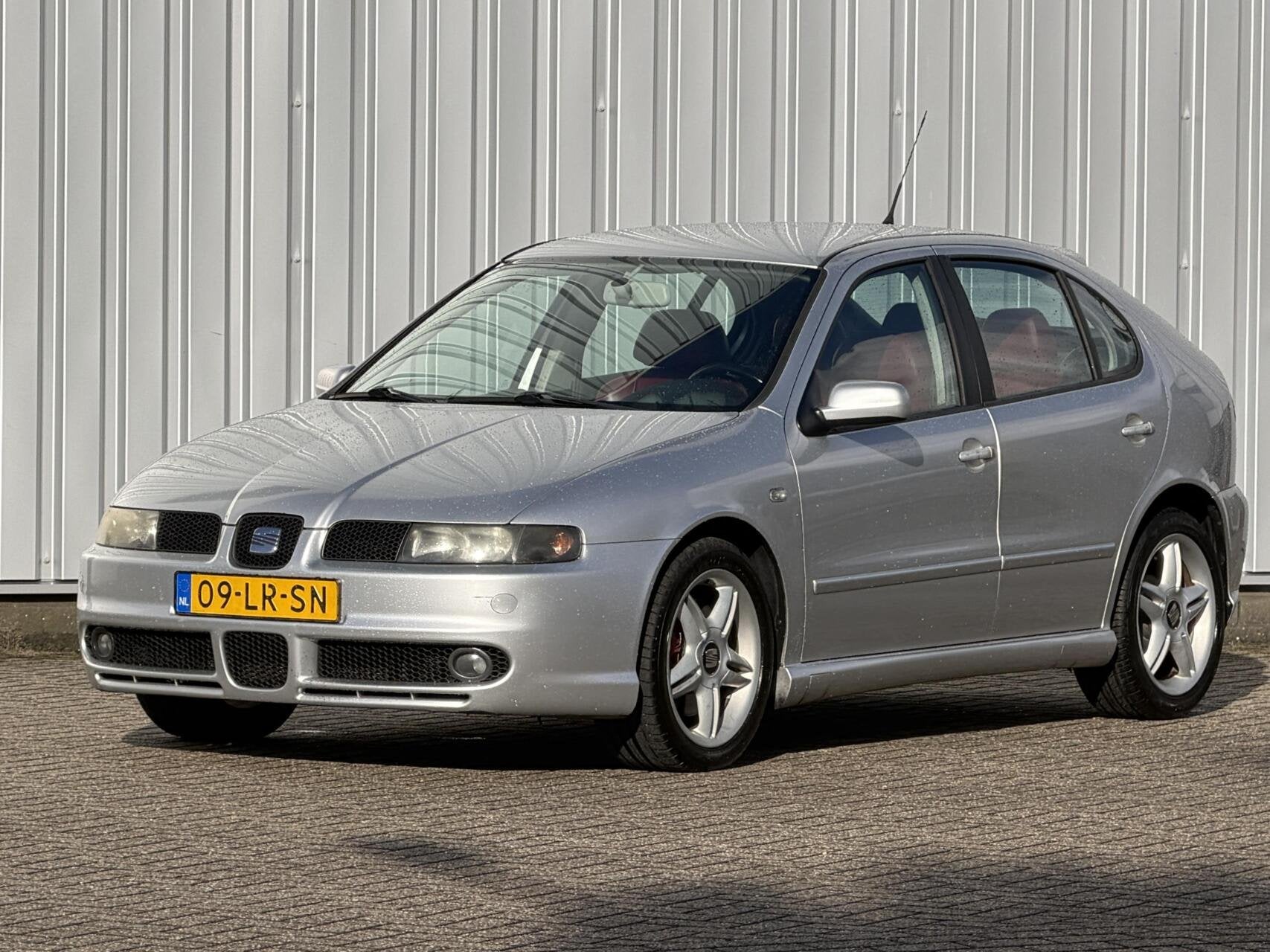 Seat Leon 1.8-20VT Topsport airco inruil mogelijk, Auto's, Voorwielaandrijving, Gebruikt, 4 cilinders, 1264 kg