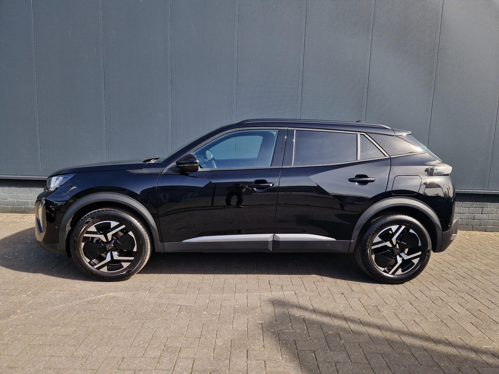 Peugeot 2008 1.2 PureTech 130 Allure EAT8 /1e eigenaar /Gara, 12 maanden, Gebruikt, 1199 cc, Leder en Stof