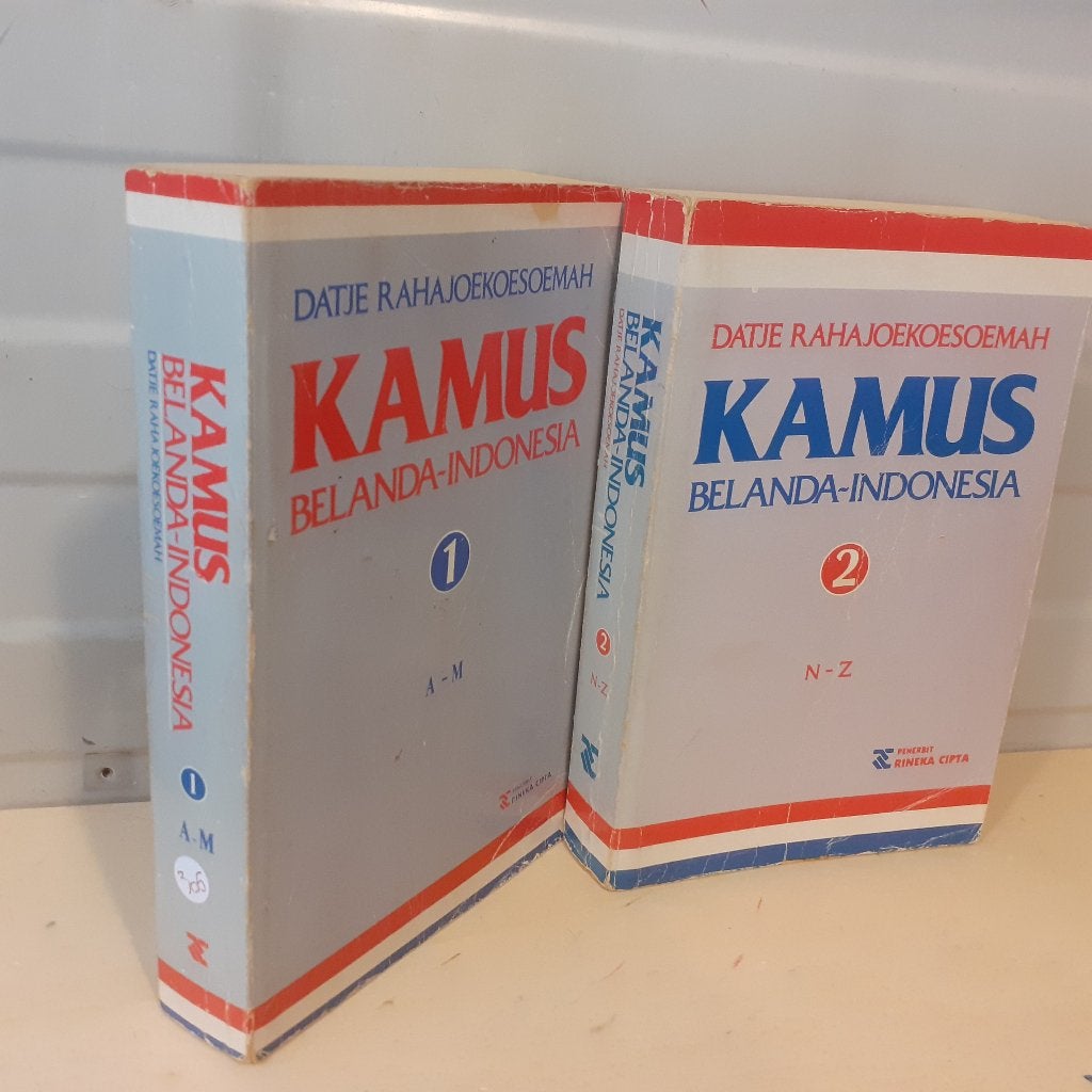 Nr. 305 Datje Rahajoekoesoemah, Kamus Belanda-Indonesia. Kam, Ophalen of Verzenden, Gelezen, Overige uitgevers
