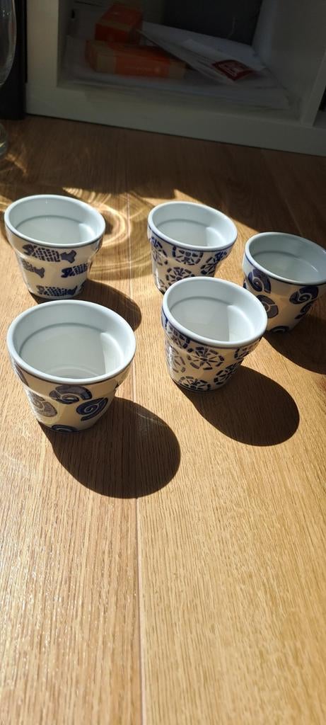 Set van 5 theekopjes, Ophalen of Verzenden