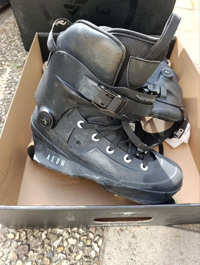 USD Aeon 60 Basic aggressive inline skates maat 43-44, Ophalen of Verzenden, Apple iPhone