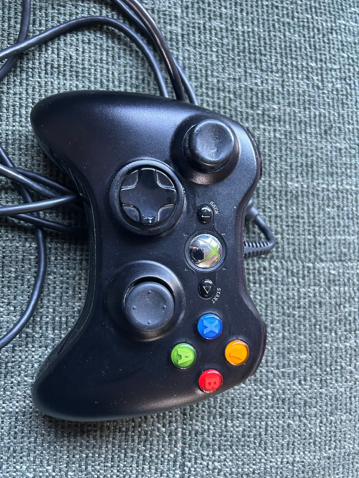 Originele Microsoft Xbox 360 bedrade controller (zwart), Ophalen of Verzenden, Gebruikt, Met 1 controller
