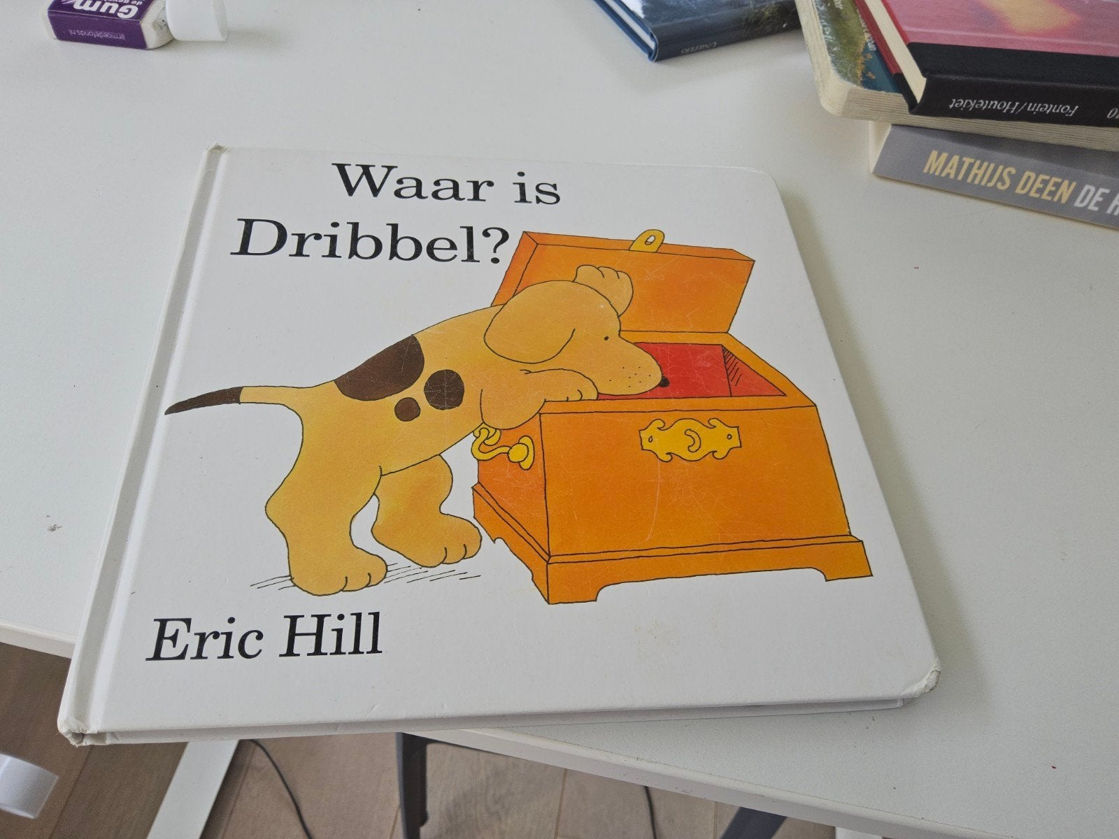 Waar is Dribbel? - Zo goed als nieuw Flapjesboek hard karton, Boeken, Ophalen of Verzenden, Zo goed als nieuw, Uitklap-, Voel- of Ontdekboek