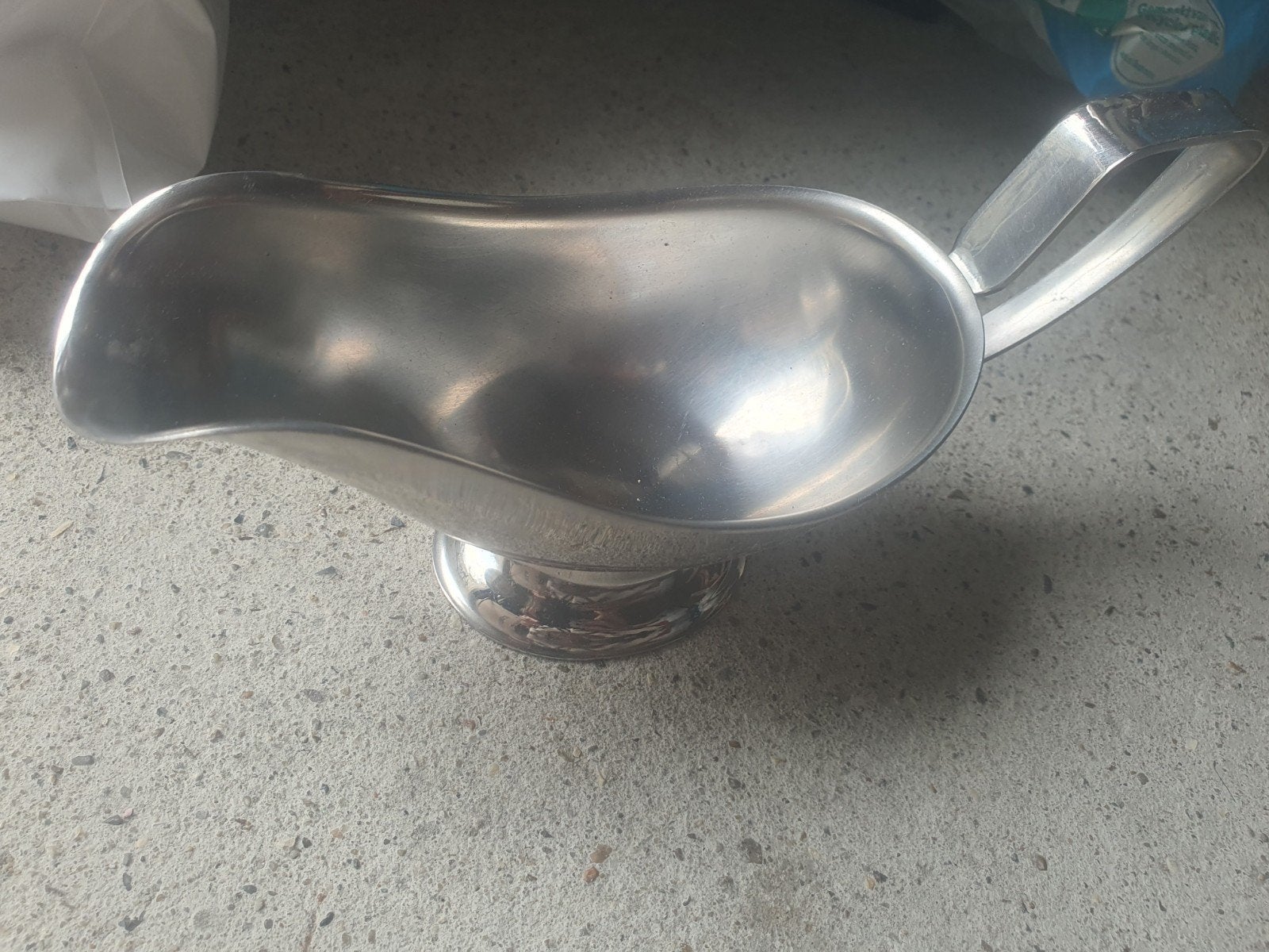 Zilverkleurige Sauskom met Handvat, Ophalen