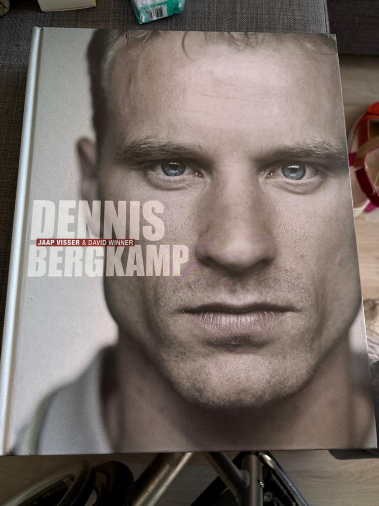 Dennis Bergkamp Biografie - Jaap Visser & David Winner, Ophalen of Verzenden, Gelezen, Sport