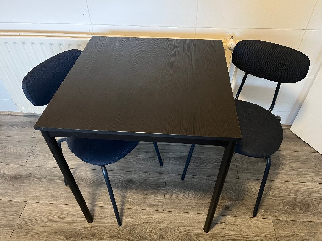 Ikea tafel met twee stoelen, Huis en Inrichting, Stoelen, Ophalen, Gebruikt, Twee, Zwart