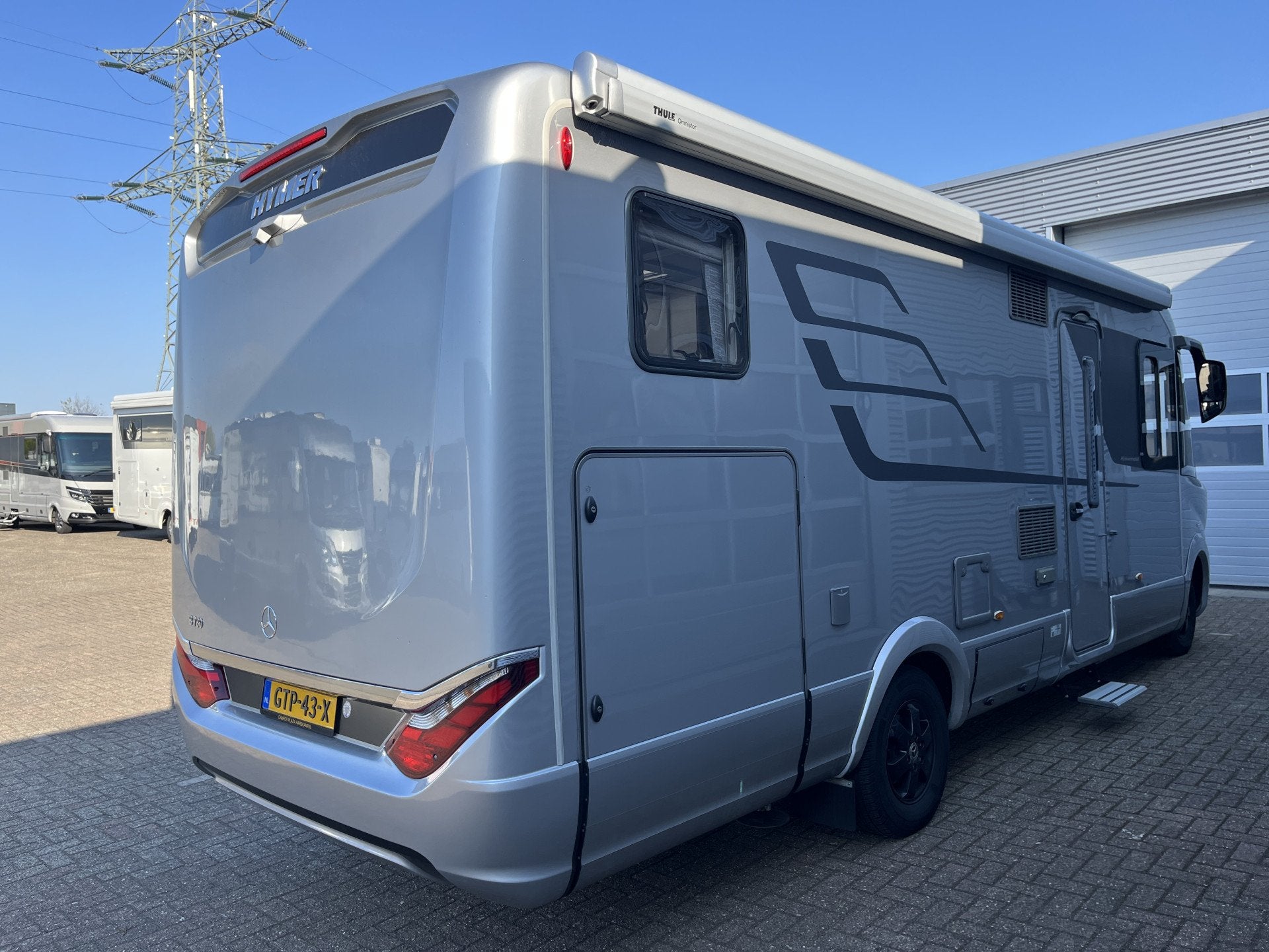 Hymer B 780 ML i Mercedes Aut Hefbed Levelsysteem ALDE, Galliersweg 39
5349AT  OSS, NL, 7 tot 8 meter, Diesel, Hymer
