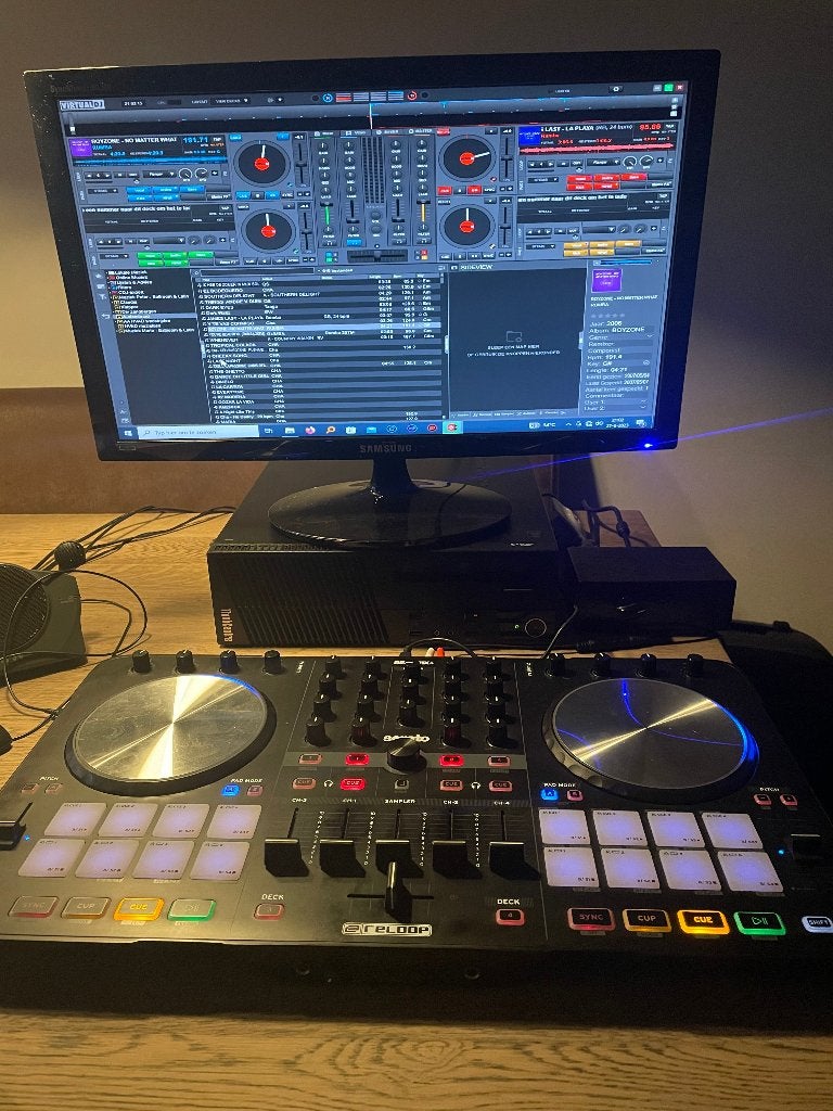 Muziek installatie compleet, Gebruikt, Minder dan 60 watt, Ophalen, Overige merken