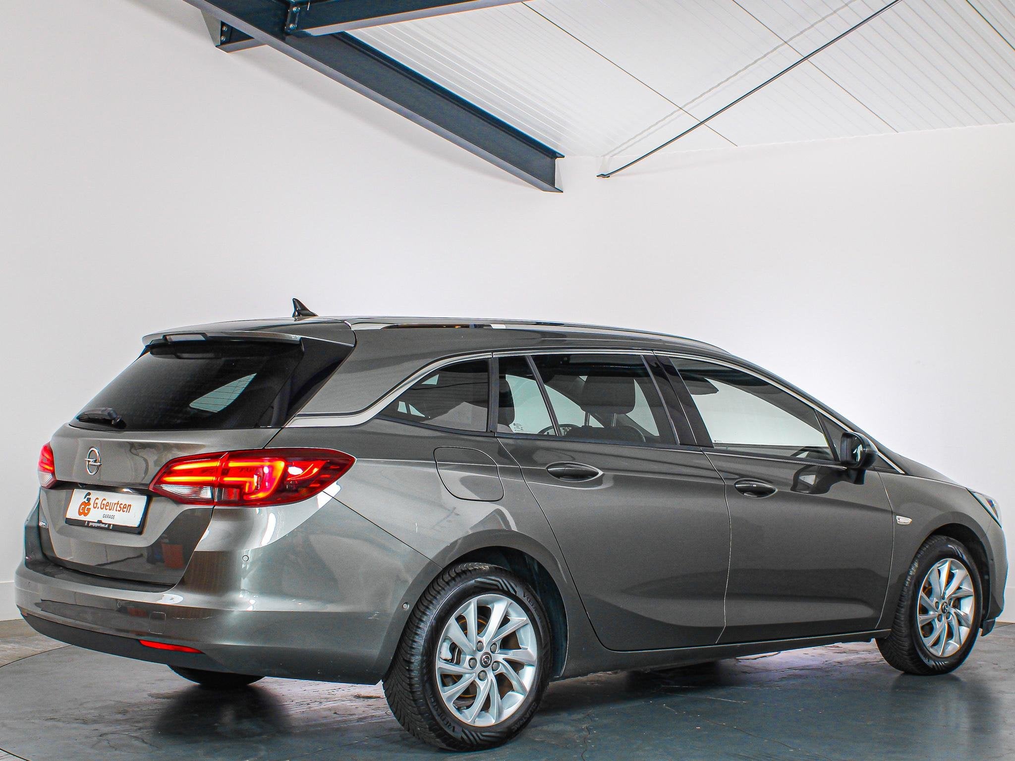 Opel Astra Sports Tourer 1.2 Elegance Camera, Cruise Control, Auto's, Opel, Voorwielaandrijving, Stof, Gebruikt, 1199 cc
