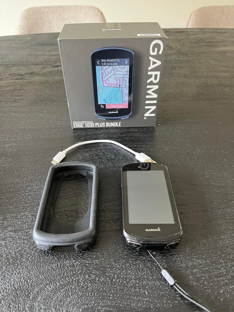 Garmin Edge 1030 met hoesje en oplaadkabel in originele doos, Overige merken, Ophalen of Verzenden, Zo goed als nieuw, Overige sporten