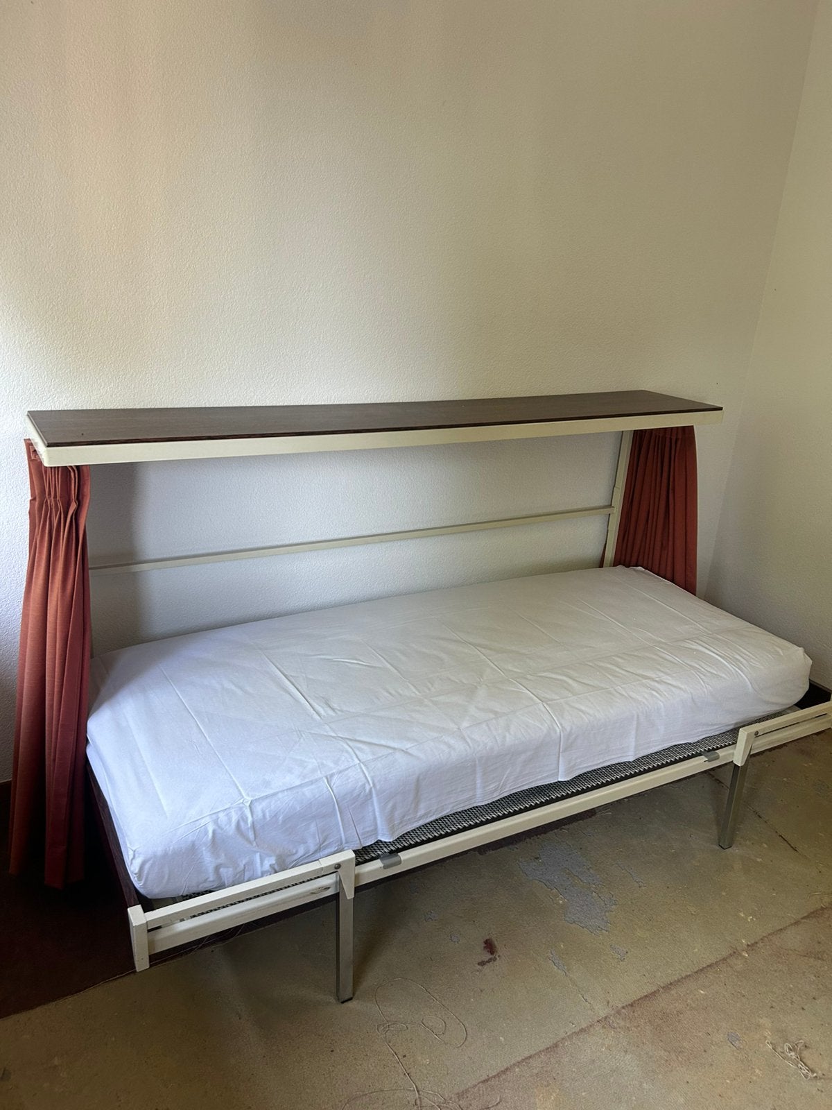 Opklapbed, Ophalen, Eenpersoons, 190 cm of minder, Zo goed als nieuw