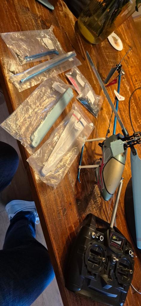 Partij RC helicopters. Werking is mij onbekend. Alles in 1., Hobby en Vrije tijd, Ophalen of Verzenden