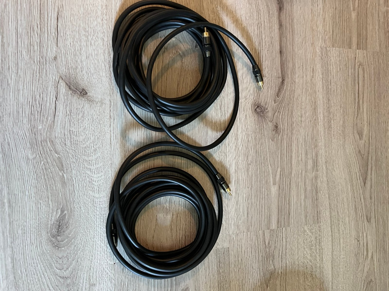 2x hoogwaardige audiokabel RCA – 5 meter per kabel, Ophalen of Verzenden, Zo goed als nieuw, 2 tot 5 meter, Interlink-kabel