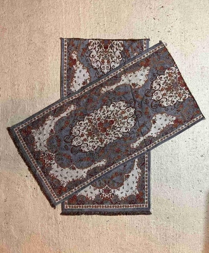 Tapijt vloerkleed klassiek bloem patroon 137/70, Bruin, Ophalen of Verzenden, Zo goed als nieuw, Mon Plaisir 19, Etten-Leur, Netherlands