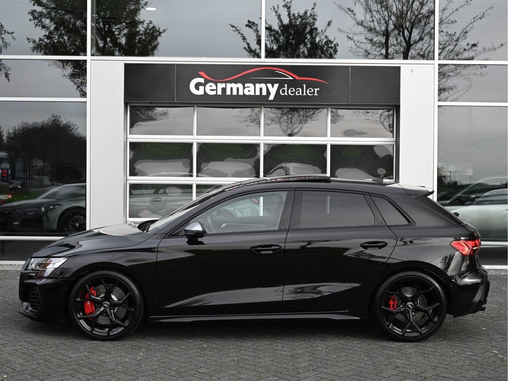 Audi S3 Sportback 2.0TFSI 334pk Quattro Pano HUD M-Led RS-Ze, Auto's, Audi, Automaat, S3, Gebruikt, Zwart