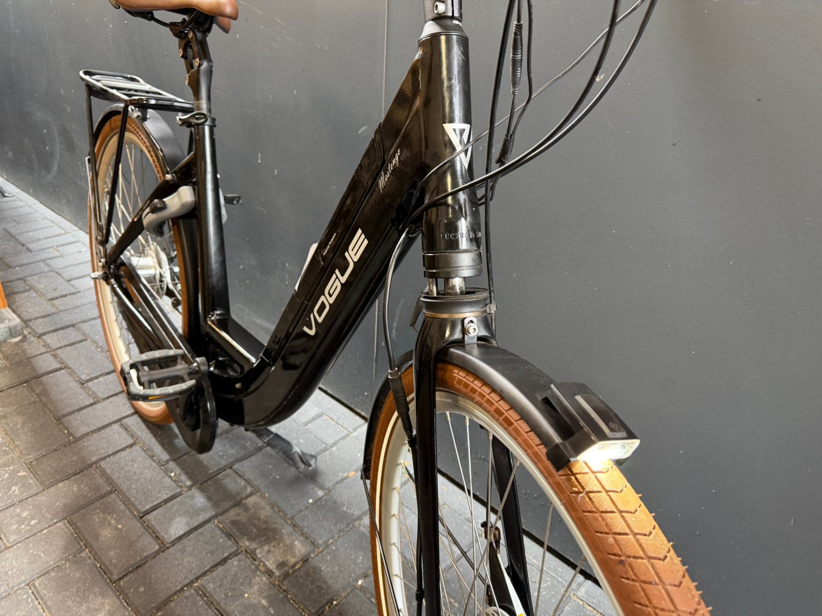 Prachtige Vogue met ingebouwde accu, Overige merken, Ophalen of Verzenden, Zo goed als nieuw, 51 tot 55 cm