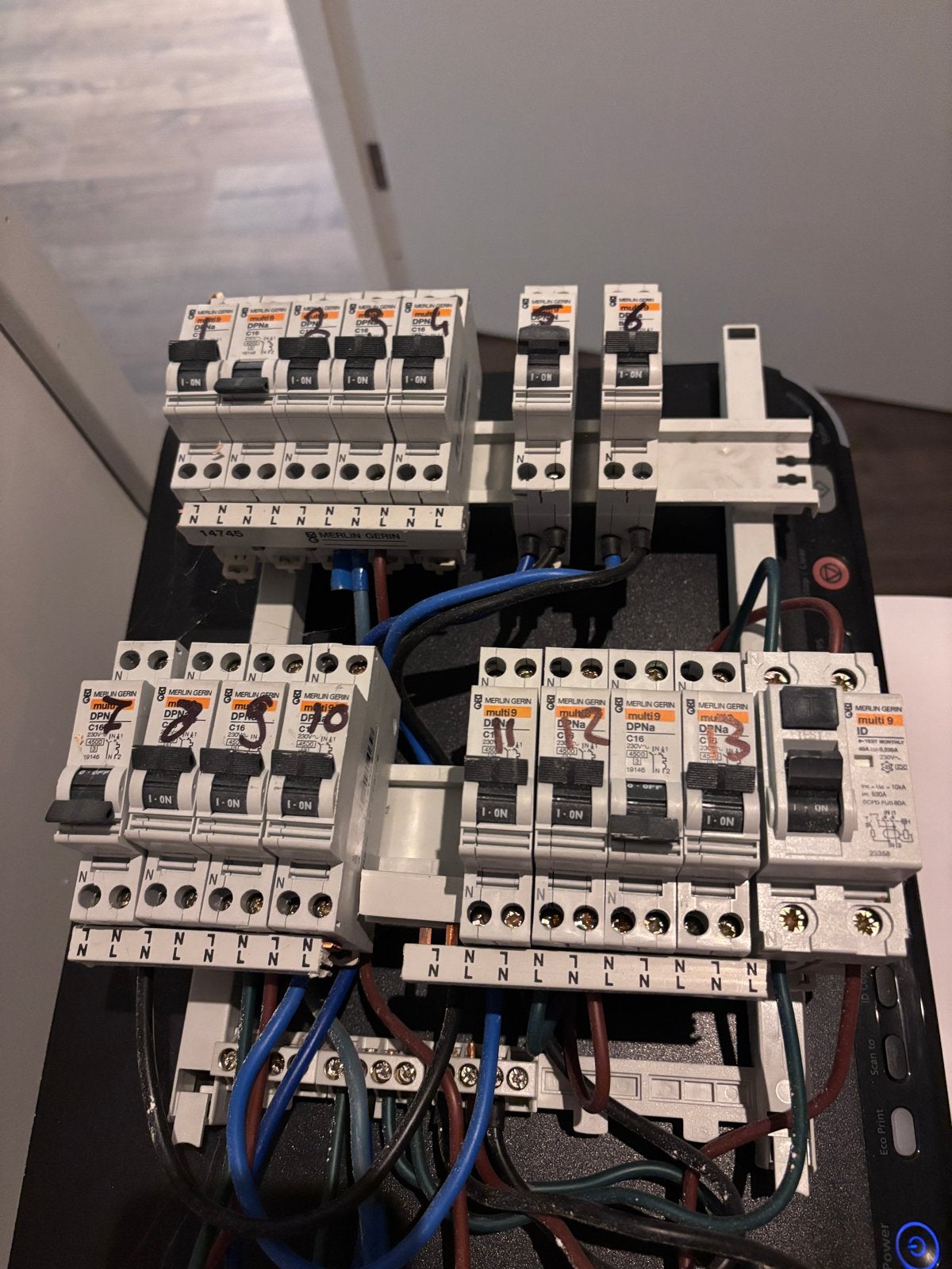 Merlin Gerin Multi 9 C16 Installatieautomaat, Ophalen of Verzenden, Gebruikt, Schneider Electric, Installatieautomaat