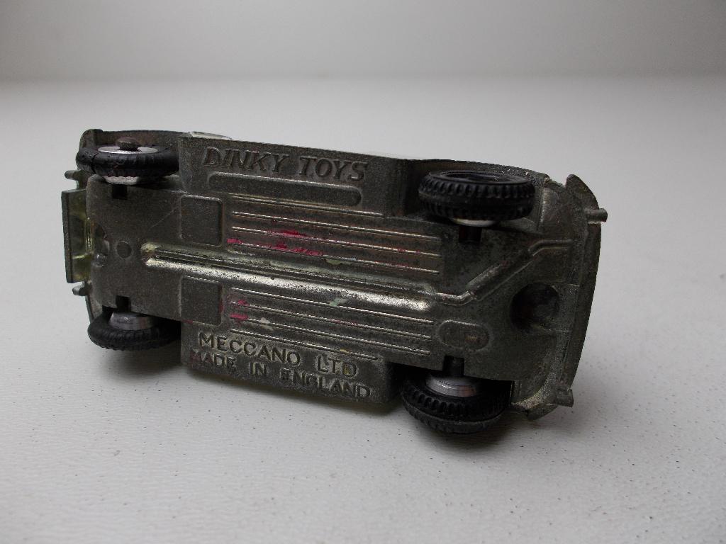 1967 Dinky Toys 250 POLICE MINI COOPER. (-C-), Ophalen of Verzenden, Gebruikt, Auto, Dinky Toys