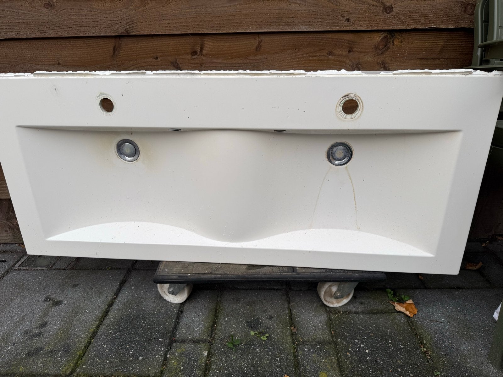 Dubbele wastafel met twee kranen, Ophalen, Gebruikt, Wastafel