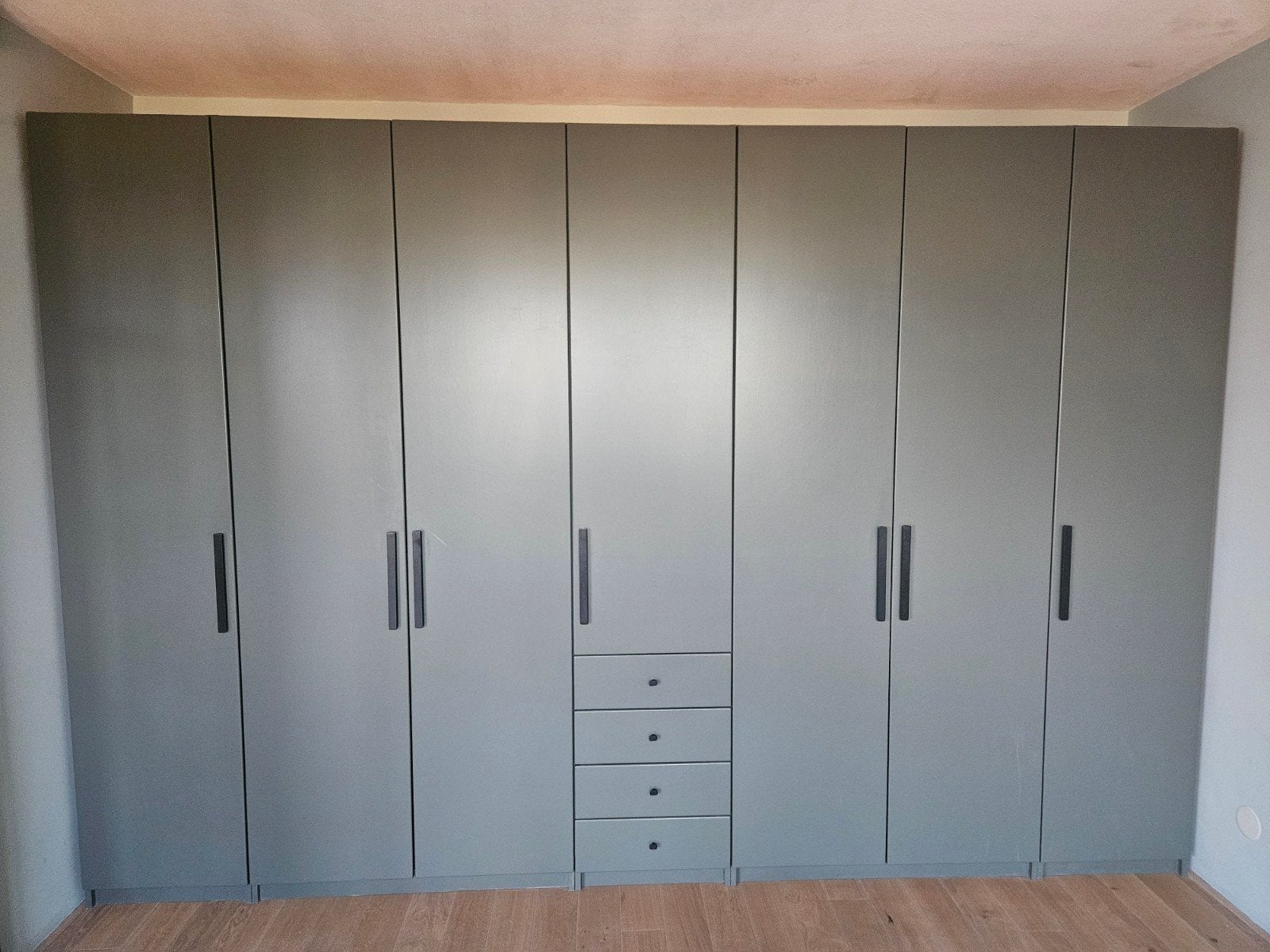 Ruime kledingkast in uitstekende staat (350x230cm), Gebruikt, 200 cm of meer, 200 cm of meer, 50 tot 75 cm