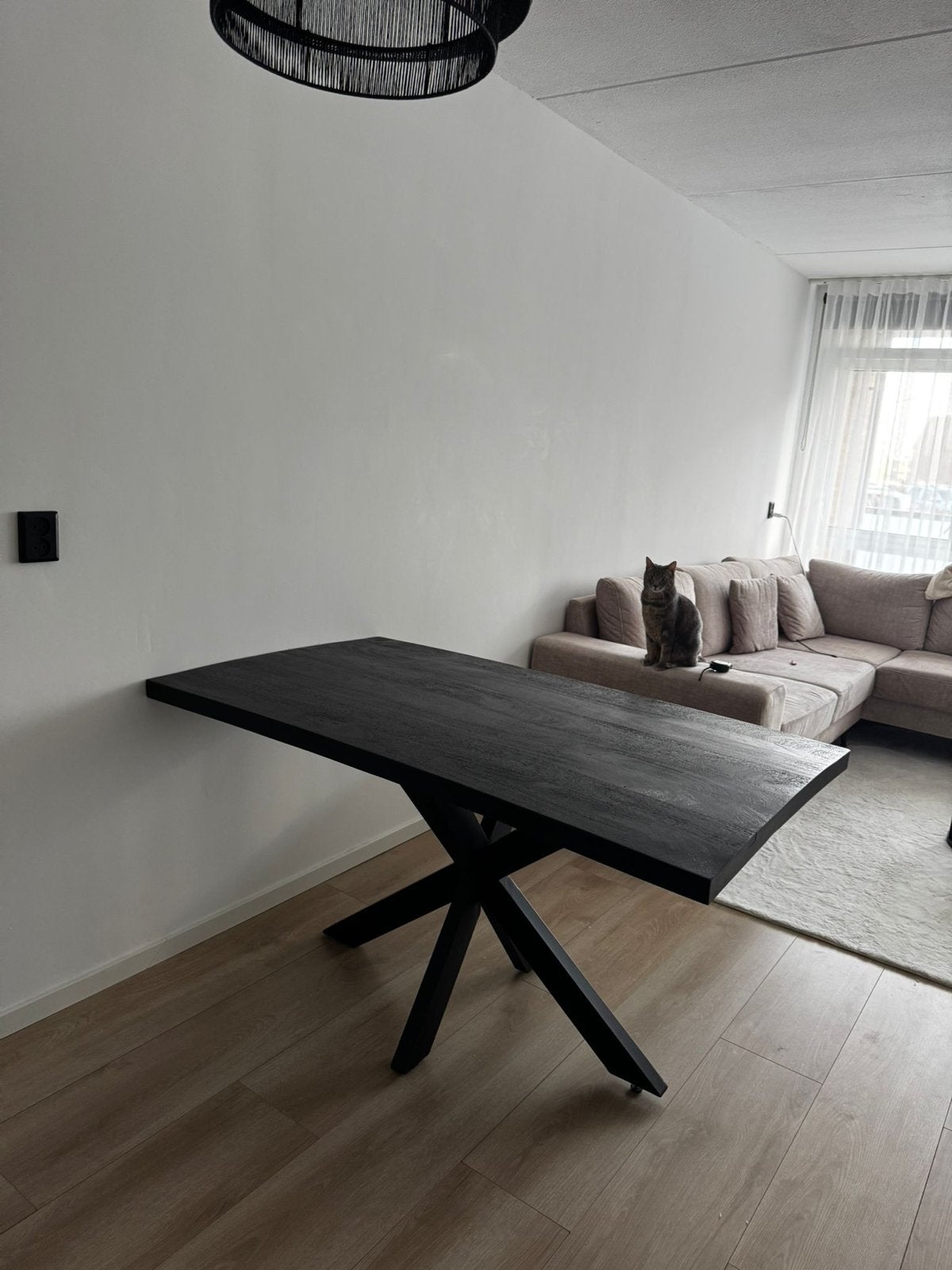Eettafel Carleon Spider 140 Zwart Mangohout, Ophalen, 100 tot 150 cm, 50 tot 100 cm, Zo goed als nieuw