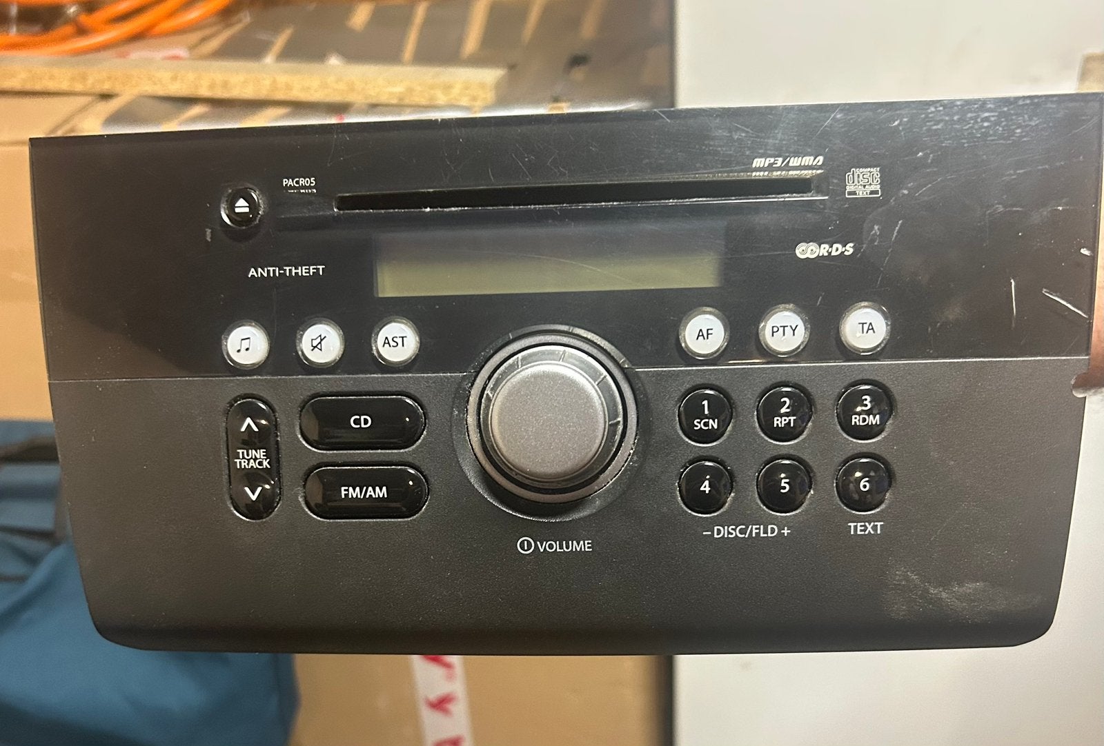 Suzuki swift 2007 radio, Ophalen, Gebruikt