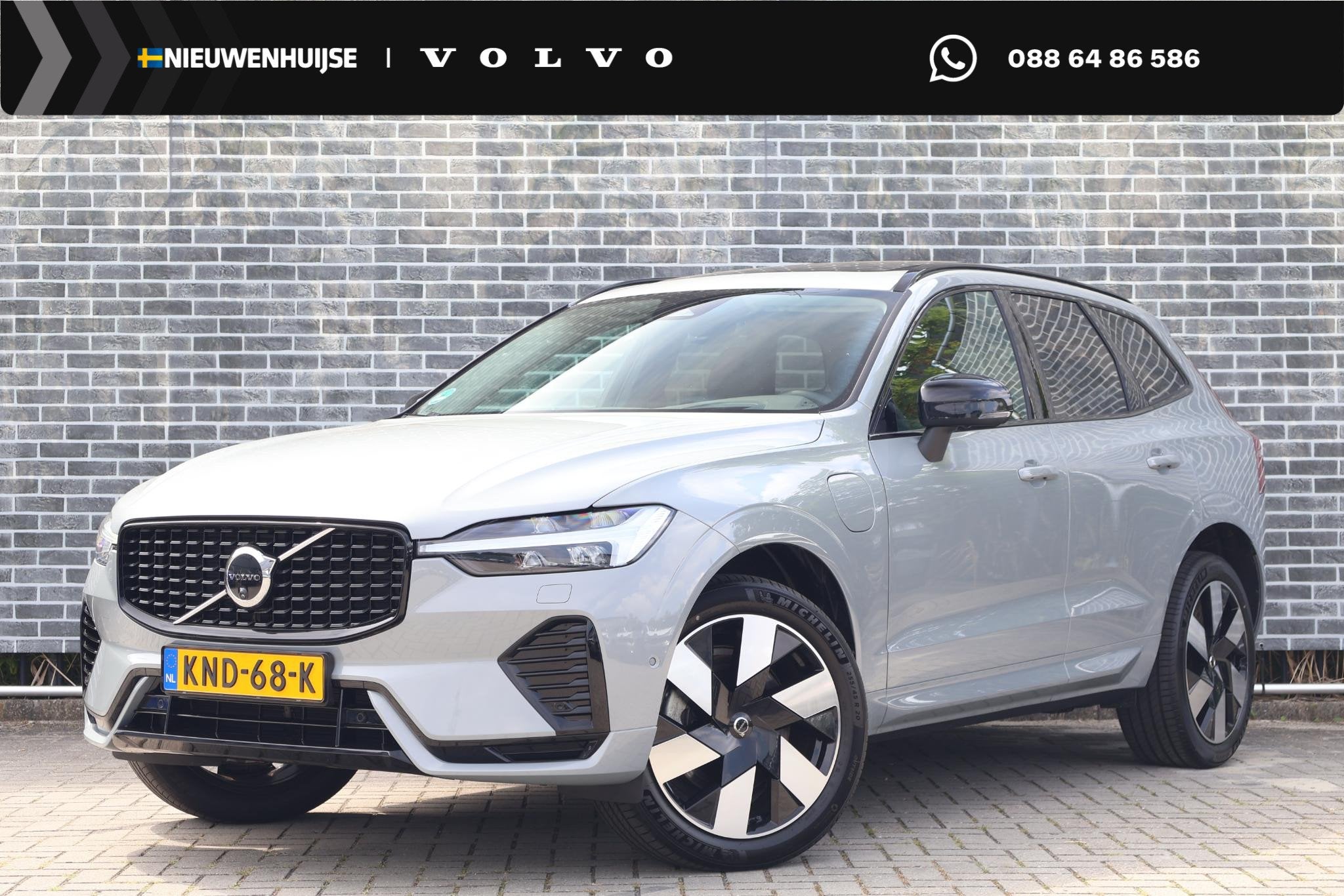 Volvo XC60 2.0 T6 Plug-in Hybrid AWD Plus Dark | Head-up Dis, Gebruikt, Euro 6, 4 cilinders, 180 min