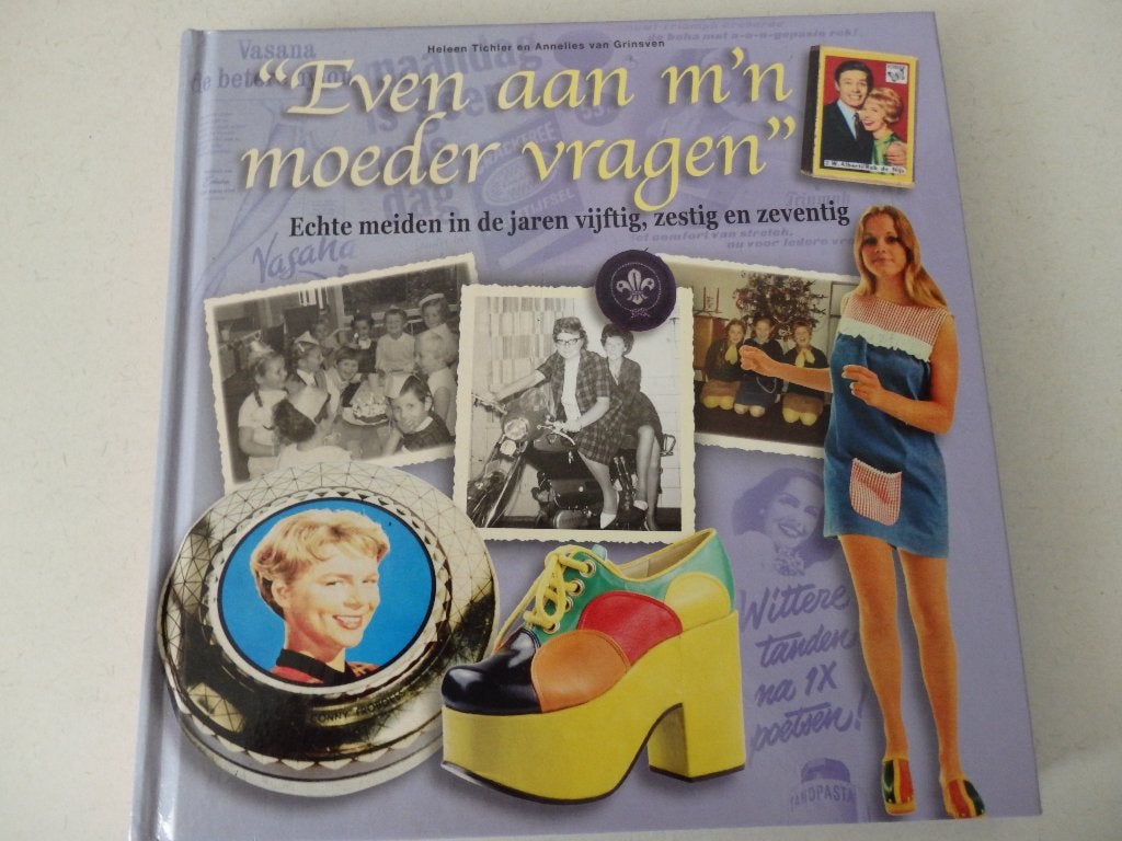 Even aan mijn moeder vragen, Ophalen of Verzenden, Zo goed als nieuw
