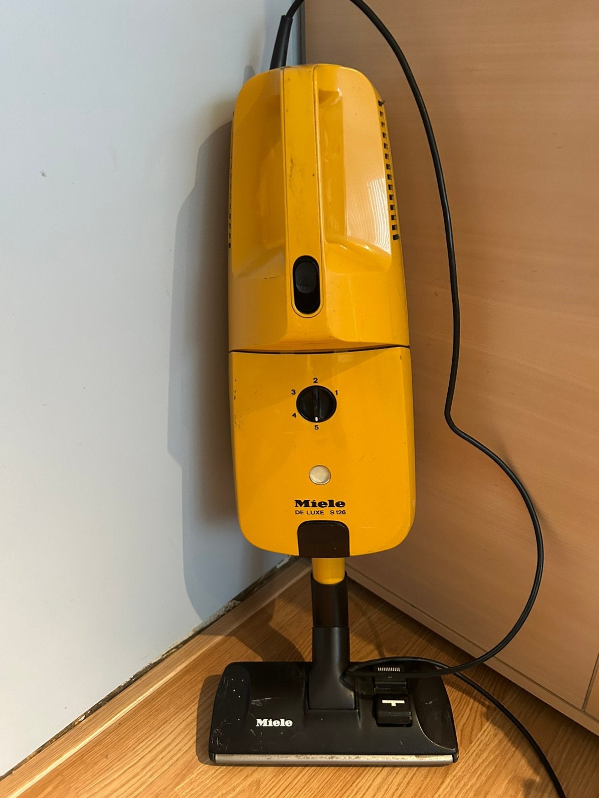 Vintage stofzuiger miele, Ophalen of Verzenden, Zo goed als nieuw