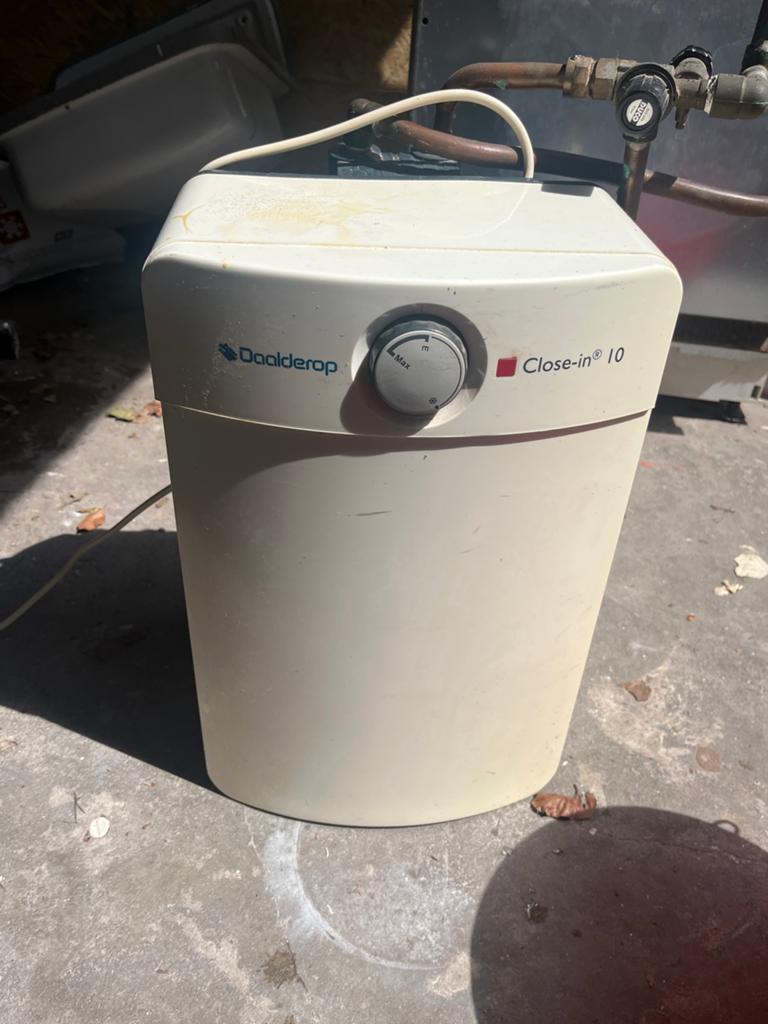 Daalderop Close-in 10 liter boiler, Ophalen, Gebruikt, Aardgas, Boiler