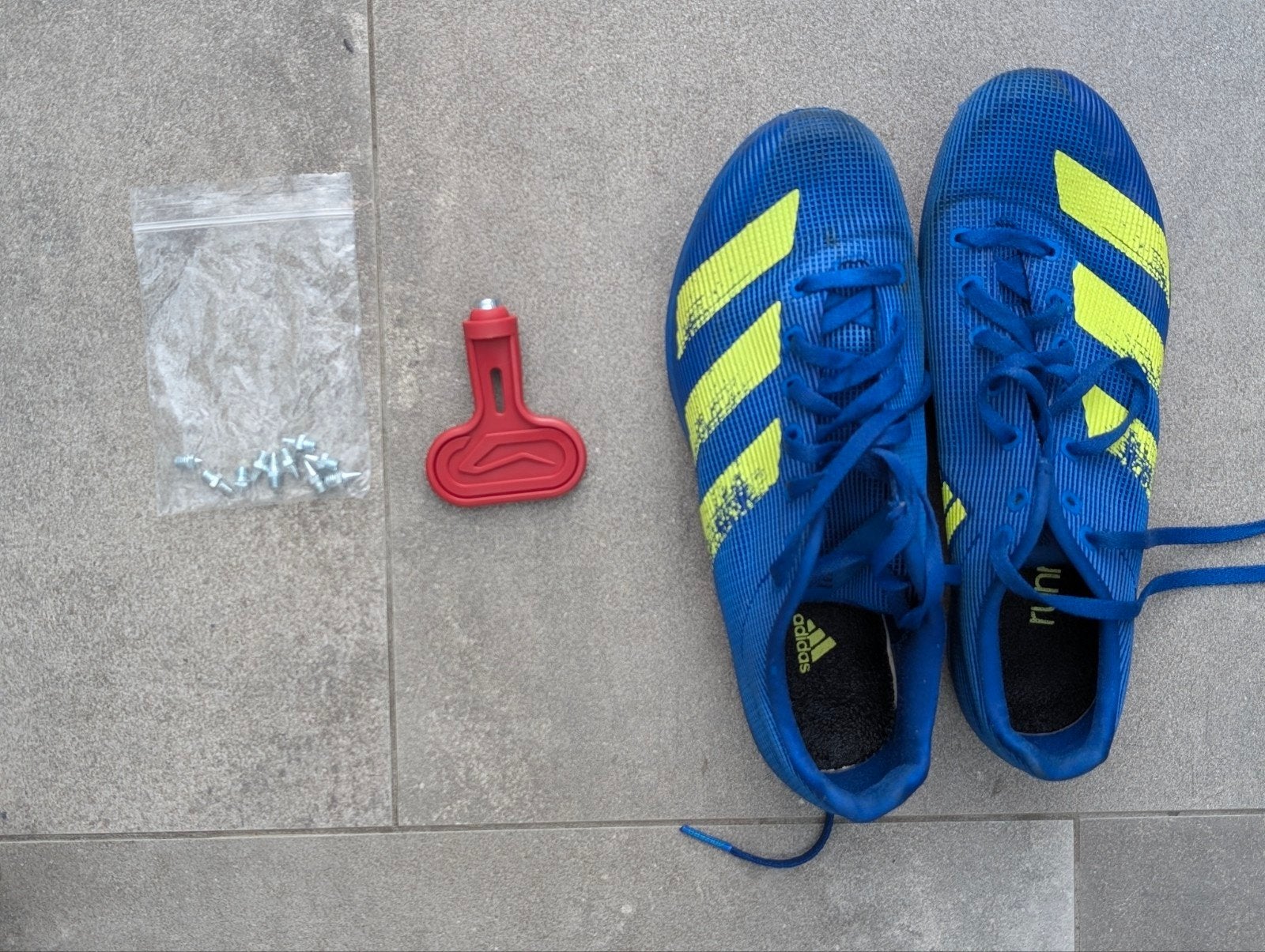 Adidas allround spikes - maat 38 met extra puntjes, Ophalen of Verzenden, Gebruikt, Spikes, Adidas