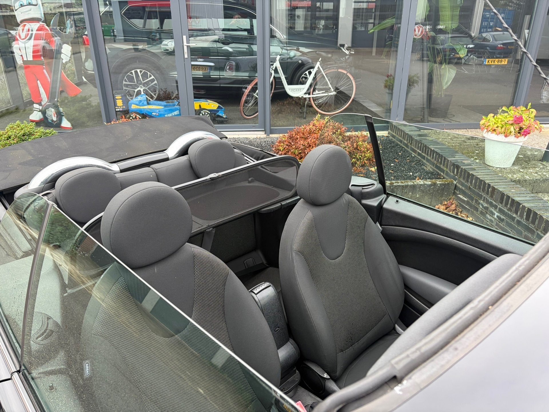 Mini Mini Cabrio 1.6 Cooper Pepper|Cabrio|Meeneem prijs|Clim, Auto's, Euro 5, Stof, Gebruikt, Zwart