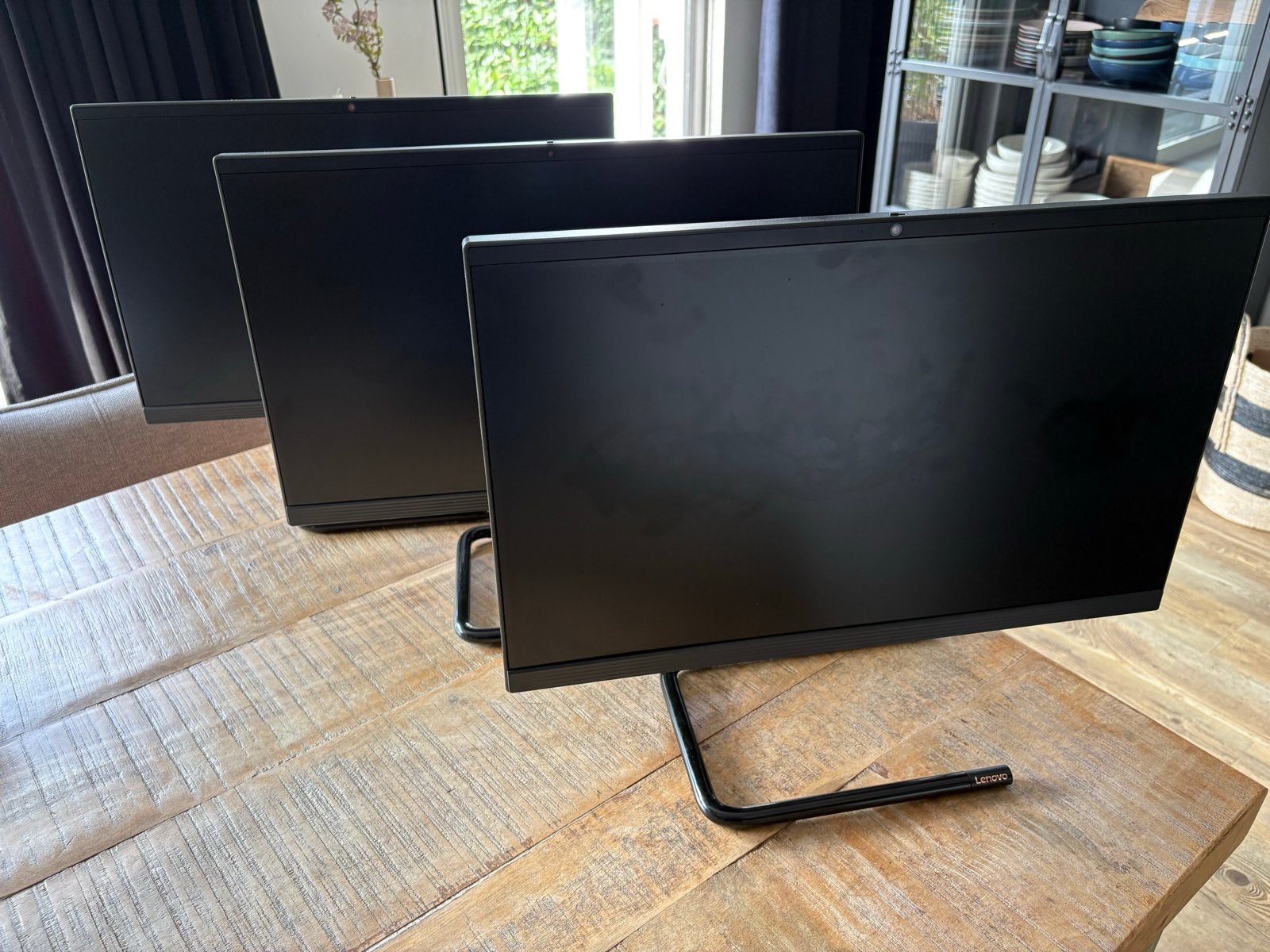 Lenovo All-in-One PC - Ideaal voor thuisgebruik, Computers en Software, Desktop Pc's, Gebruikt, 2 tot 3 Ghz, Met monitor, Ophalen of Verzenden