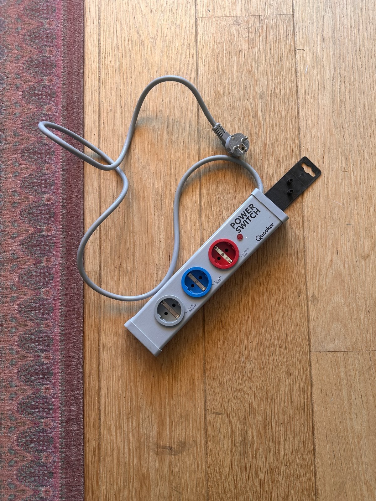 Quooker Power Switch Stekkerdoos met 3 stopcontacten, Doe-het-zelf en Verbouw, Elektra en Kabels, Ophalen of Verzenden, Gebruikt