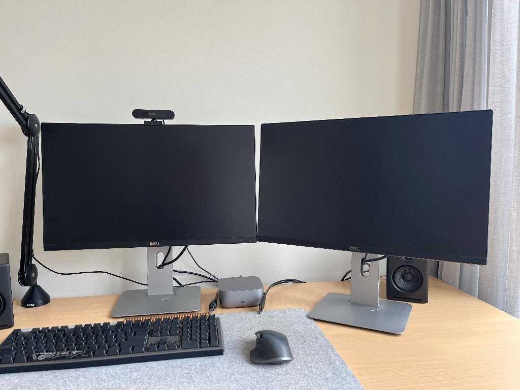 Twee stuks Monitor 23 inch Dell Ultrasharp U2414H, Computers en Software, IPS, In hoogte verstelbaar, Full HD, Ophalen of Verzenden