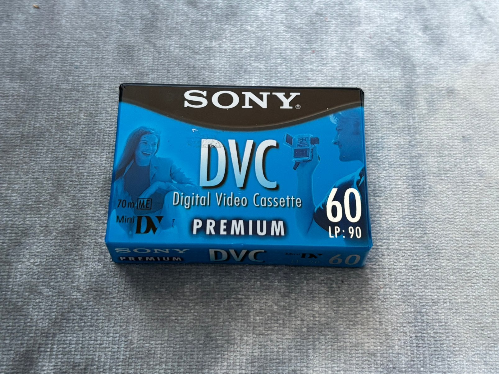 Sony DVC Mini Digital Video Cassette Premium 60/90 min, Mini dv, 20x of meer, Ophalen of Verzenden, Sony