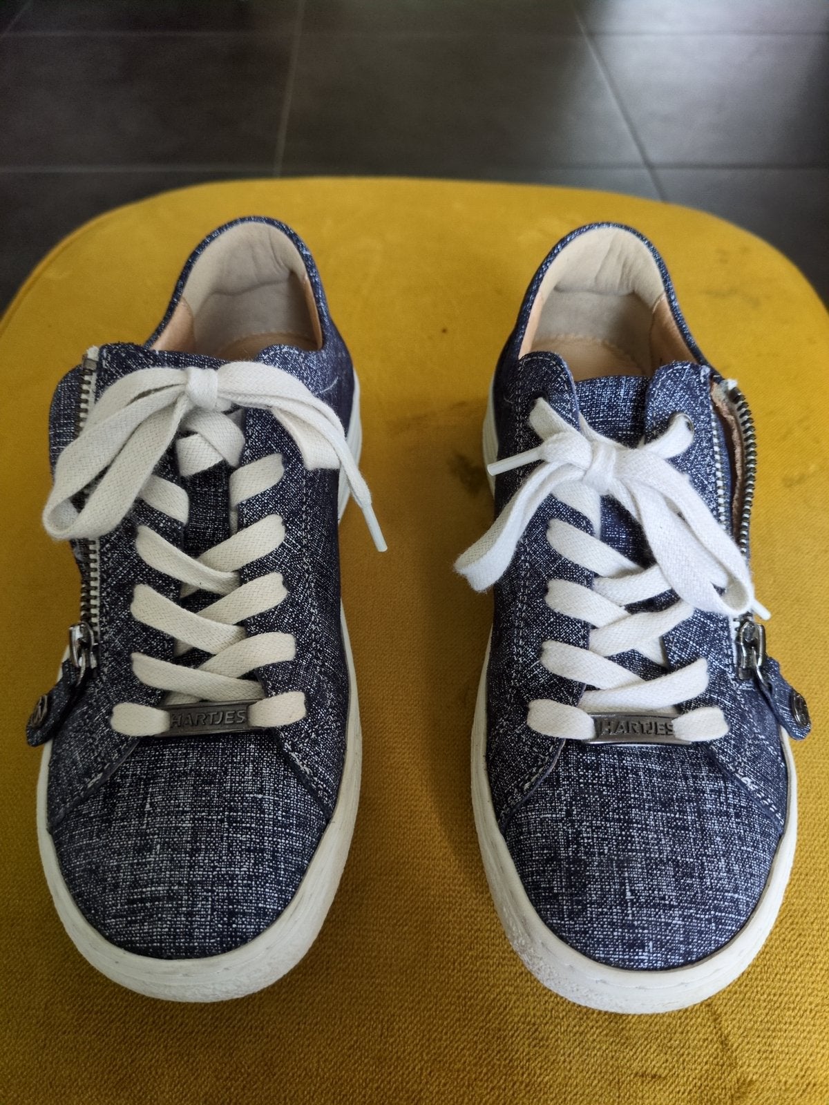 Hartjes damesschoenen maat 36, Kleding | Dames, Ophalen of Verzenden, Zo goed als nieuw, Blauw, Sneakers of Gympen