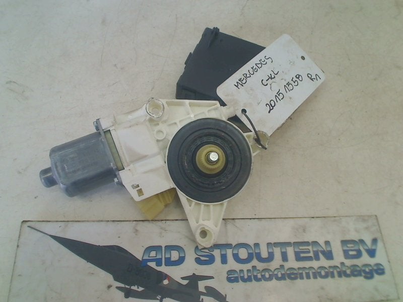 Motor Raammechaniek Rechts Voor C (W204) 2007, Gebruikt, Mercedes-Benz AG, Mercedes-Benz, Mercedesstraße 120, Stuttgart 70372, , Duitsland