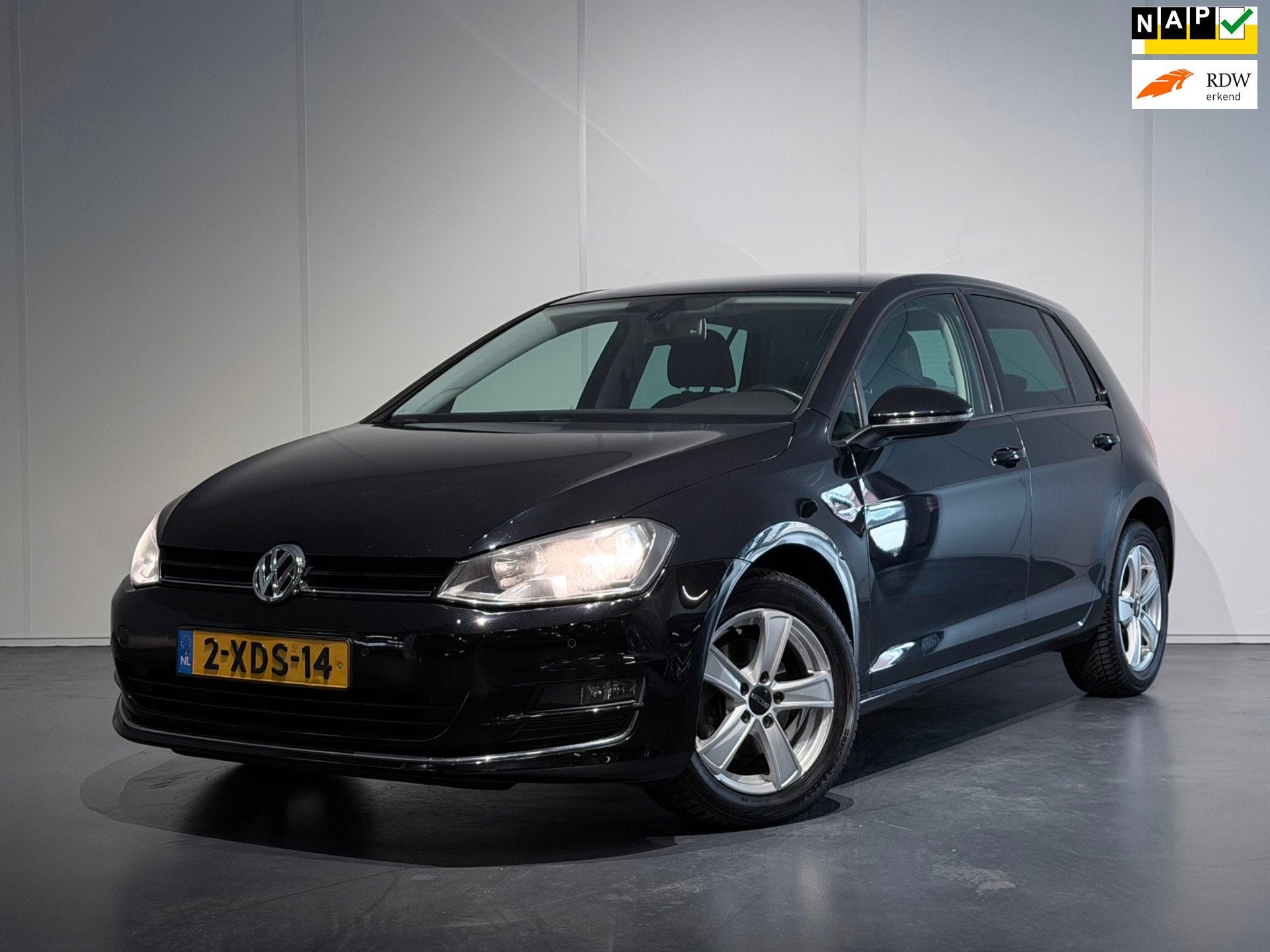 Volkswagen Golf 1.2 TSI Highline /Clima/Cruise/PDC/NAVI/Mass, Voorwielaandrijving, Euro 5, Gebruikt, 4 cilinders