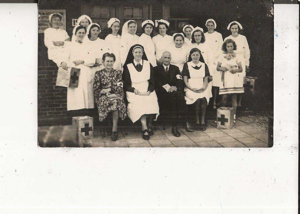 Monster Zusters van het Roode Kruis Fotokaart, Ophalen of Verzenden, 1920 tot 1940, Ongelopen, Zuid-Holland