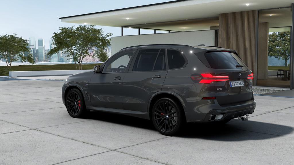 BMW X5 xDrive50e M Sport Automaat / Trekhaak / Panoramadak S, Automaat, 2395 kg, Leder, Bedrijf