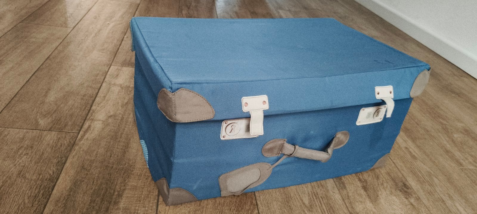 IKEA blauwe opbergbox / kinderkoffer met deksel, Overige materialen, Gebruikt, 50 tot 100 cm, Ophalen of Verzenden