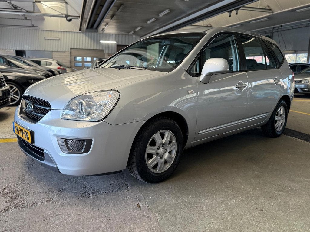 Kia Carens 2.0 CVVT X-tra | Trekhaak | Airco | Elek ramen |, Auto's, Kia, Voorwielaandrijving, 1998 cc, Gebruikt, 4 cilinders