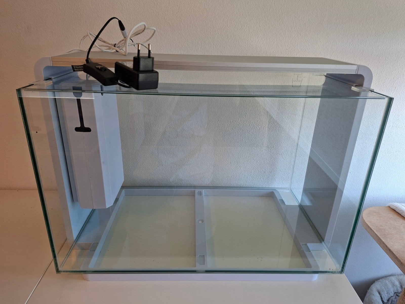 Superfish Home ProLED 65 Aquarium Wit - incl alle toebehoren, Dieren en Toebehoren, Vissen | Aquaria en Toebehoren, Ophalen, Gebruikt