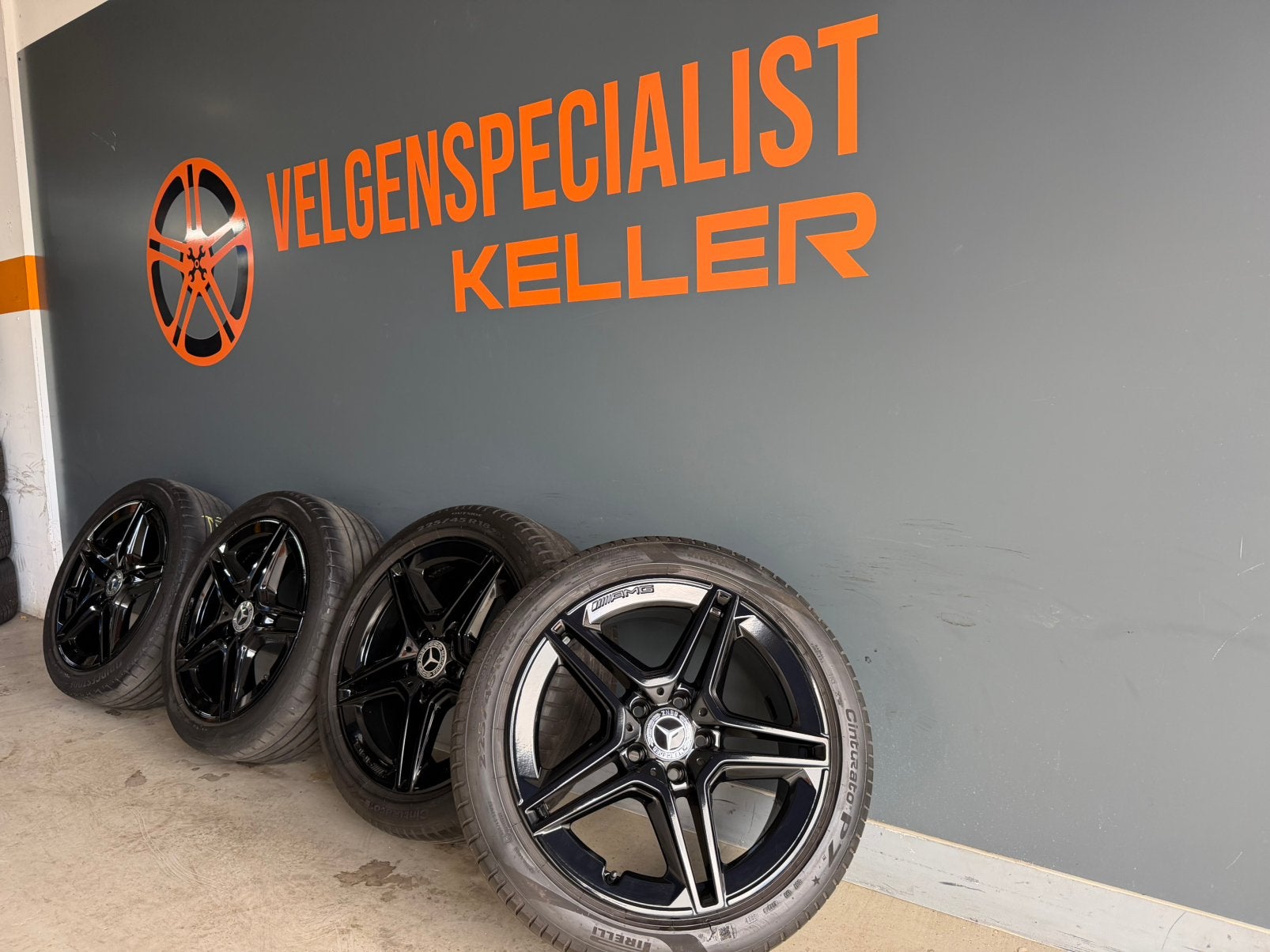 Mercedes A B Cla klasse 18 inch Amg Night edition Origineel