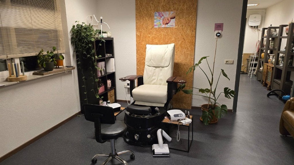 Spa- en pedicurestoel met massagestand en verlicht voetenbad, Ophalen, Zo goed als nieuw, Hand- en Voetverzorging