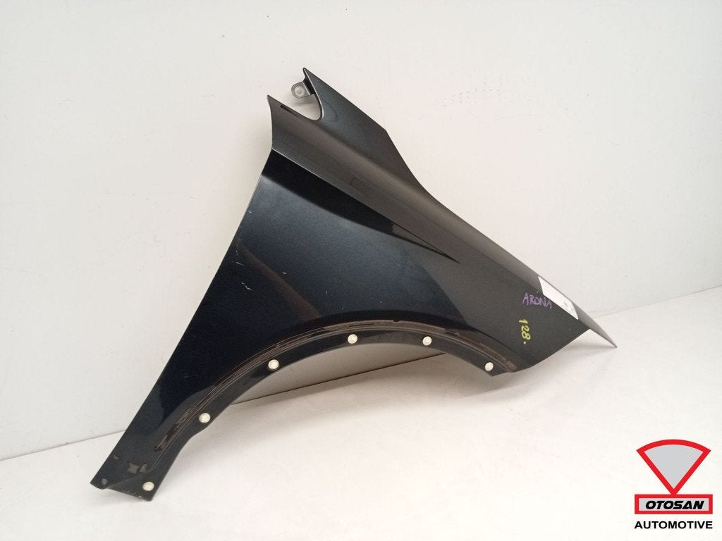 Seat arona zijscherm spatbord rechts voor origineel, Gebruikt, Autovia A-2, Km 585 585
08760  Martorell, ES, Ophalen of Verzenden