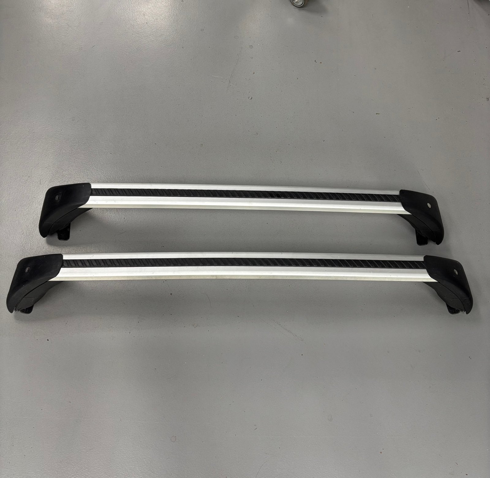Originele Volvo dakdragers V40 / V40 Cross Country, Ophalen, Zo goed als nieuw