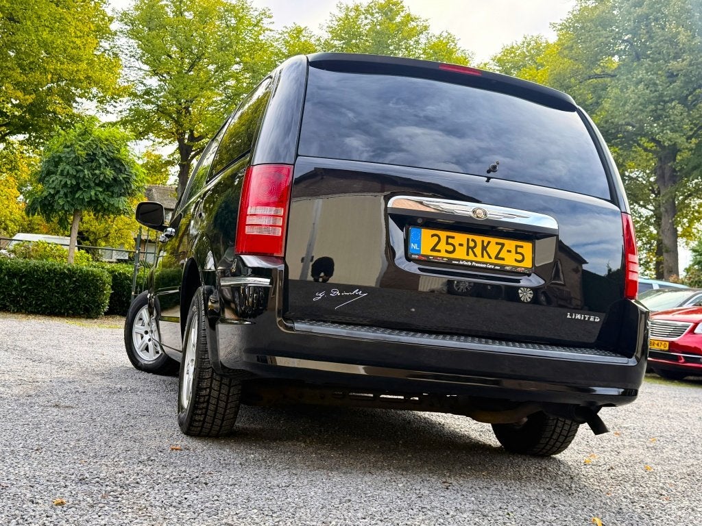 Chrysler Grand Voyager 3.8 V6 LIMITED YOUNGTIMER! 3xTV/DVD/S, Gebruikt, Beige, Grand Voyager, Parkeersensor