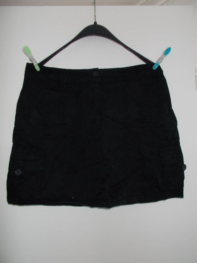 3 zo goed als nieuwe spijkerstof rokken maat 42, Kleding | Dames, Verschillende merken, Blauw, Maat 42/44 (L), Ophalen of Verzenden